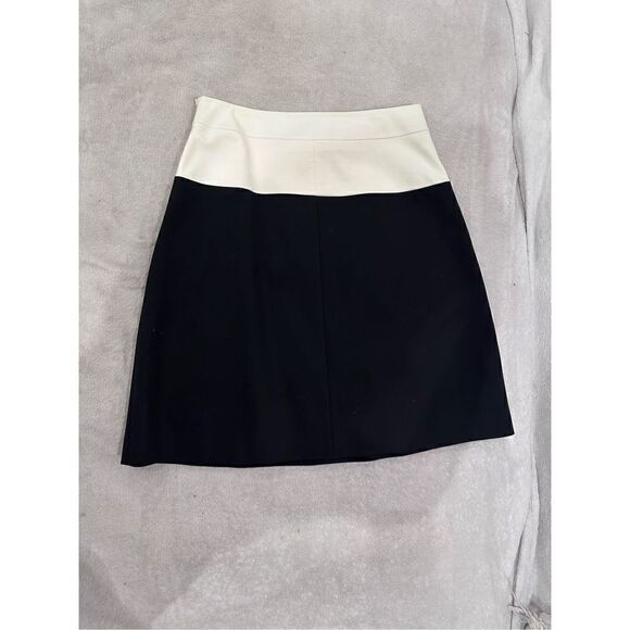 KAREN MILLEN us size 6 women’s skirt black and white with zippers - Picture 3 of 3